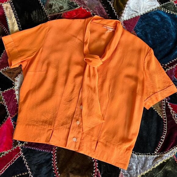 Vintage 40s/50s Orange Hand Dyed Tailored Cropped Ascot Tie Blouse XS S - Picture 1 of 9